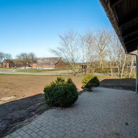 Beautiful In With House A Panoramic View *